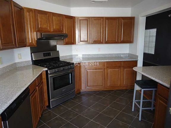 2nd image of 5808 Emerald Canyon Dr