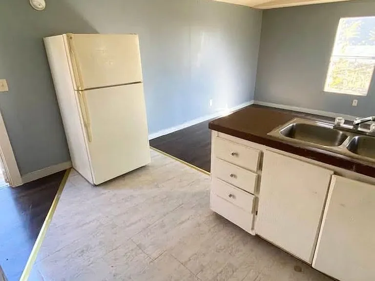 309 Inwood St — Photo 9