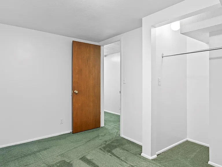 9763 S Sitzmark Dr — Photo 13