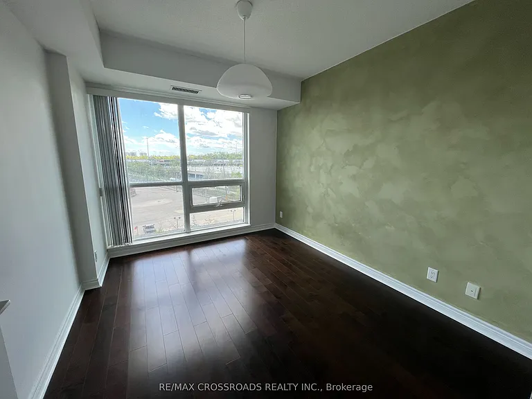 2756 Old Leslie St #519 — Photo 4