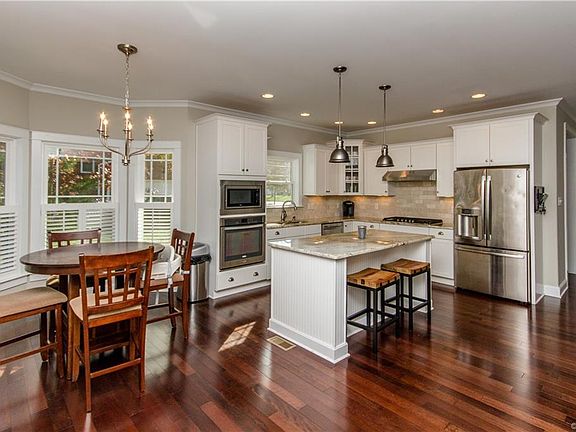 3rd image of 11713 Shallow Cove Dr