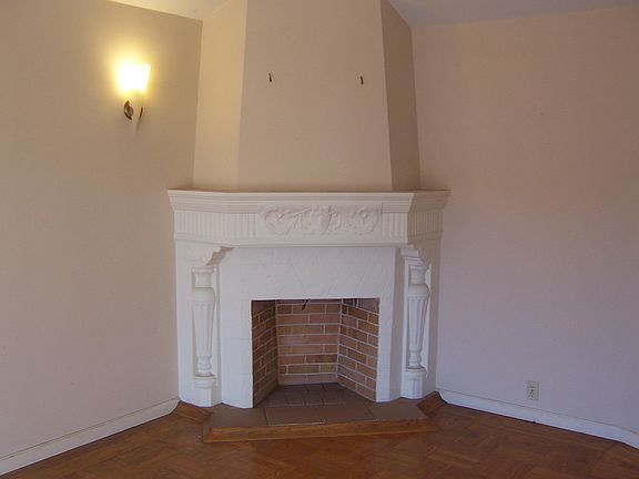 2nd image of 2347 44th Ave