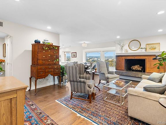 4th image of 1200 N Humboldt Street #1003
