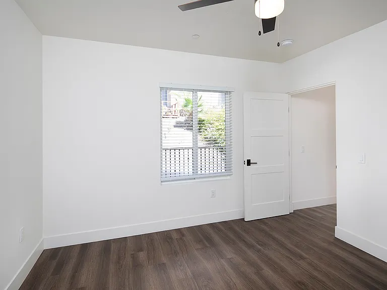 Mission West Lofts — Photo 7