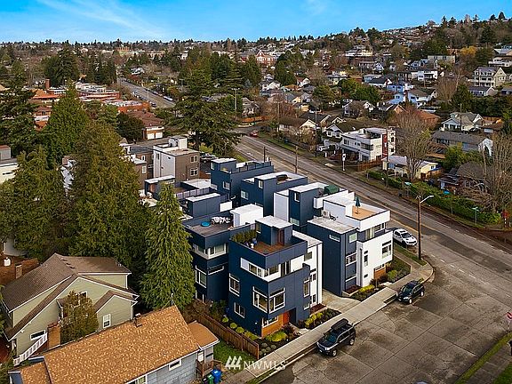 3rd image of 4602 Sw Fontanelle Street