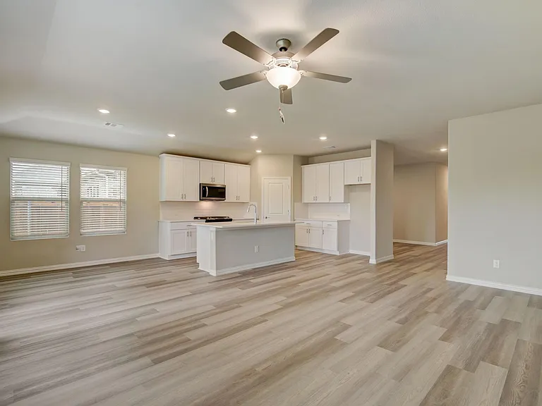 310 Sugarlands Dr — Photo 10