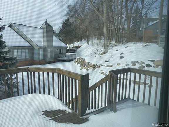 4th image of 37555 Burton Dr #1