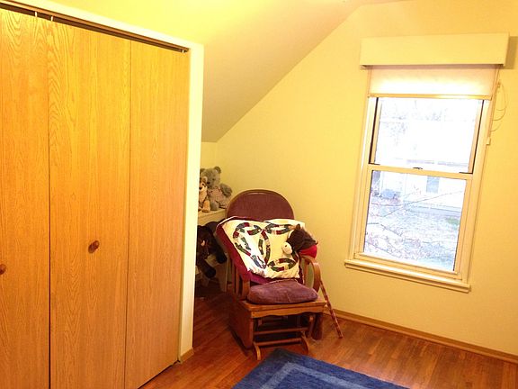2nd upstairs bedroom