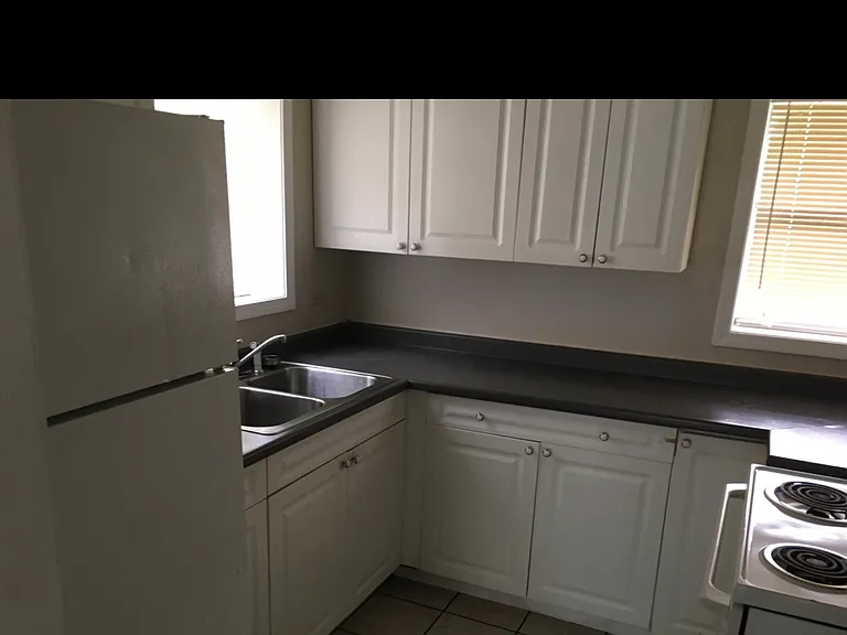 1300 Academy St — Photo 5