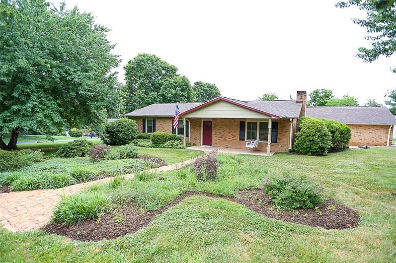 1st image of 817 North Dr