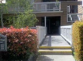 302 Mill Rd, Martinez, CA 94553