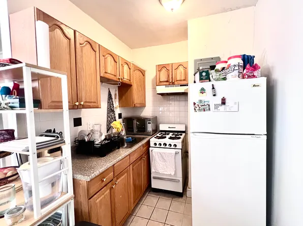 1629 Commonwealth Ave, Brighton, MA