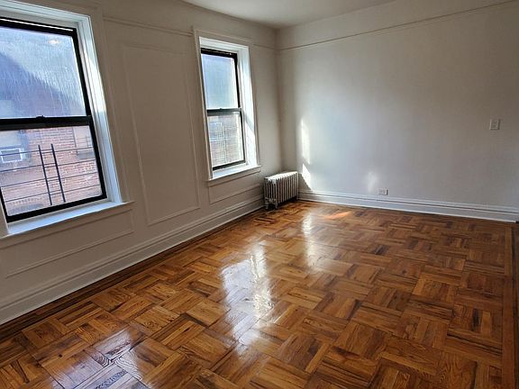 4th image of 1124 Stratford Ave #C5