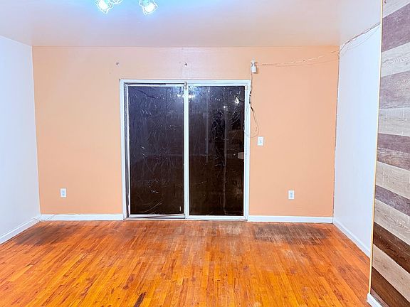 4th image of 710 Ocean Ave Floor 1