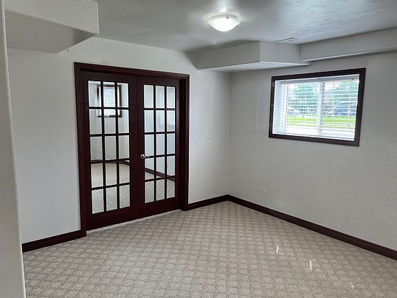 4th image of 4154 Manzanillo Cres