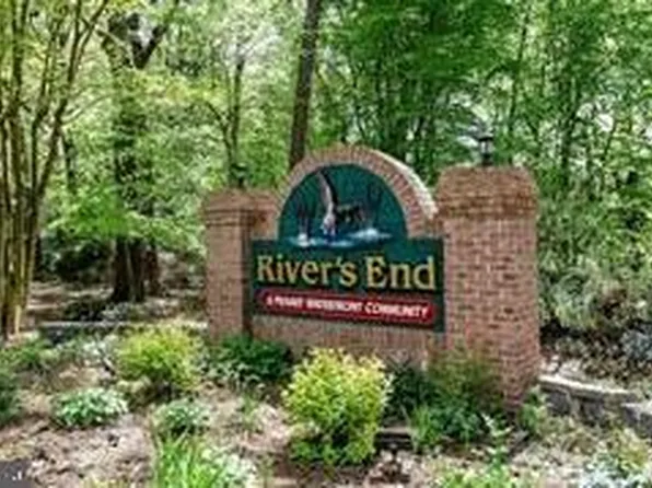 129 Village Dr, Seaford, DE 19973