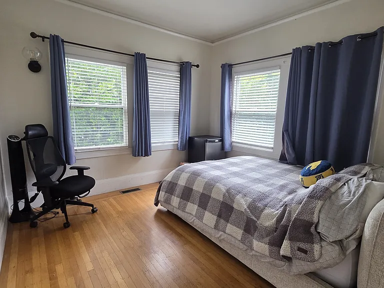 2720 College Ave #2 — Photo 19