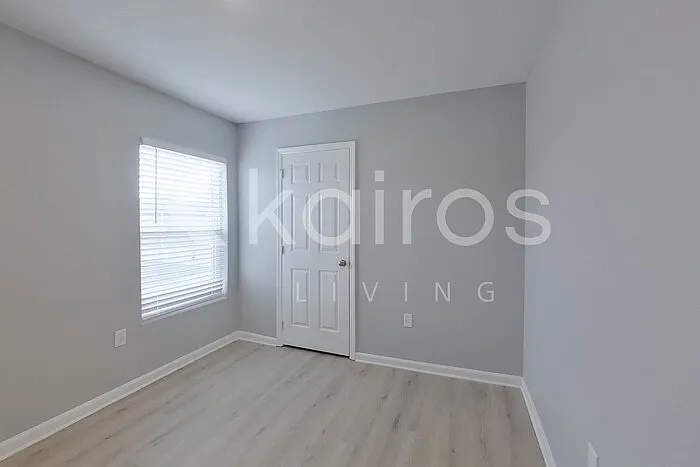 1709 Nebraska Loop — Photo 11