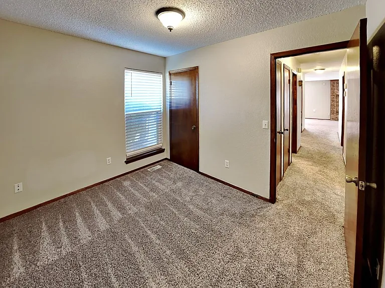 3713 Windscape Ct — Photo 14