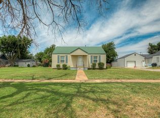 219 S 2nd St, Okarche, OK 73762