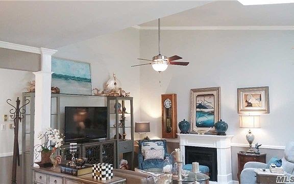 4th image of 39 Strathmore Gate Dr