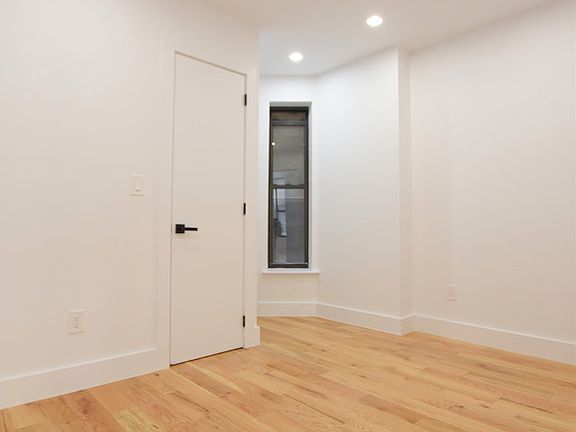 5th image of 247 Mulberry St #7/8