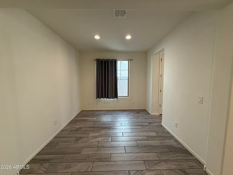263 E Lantana Dr — Photo 9