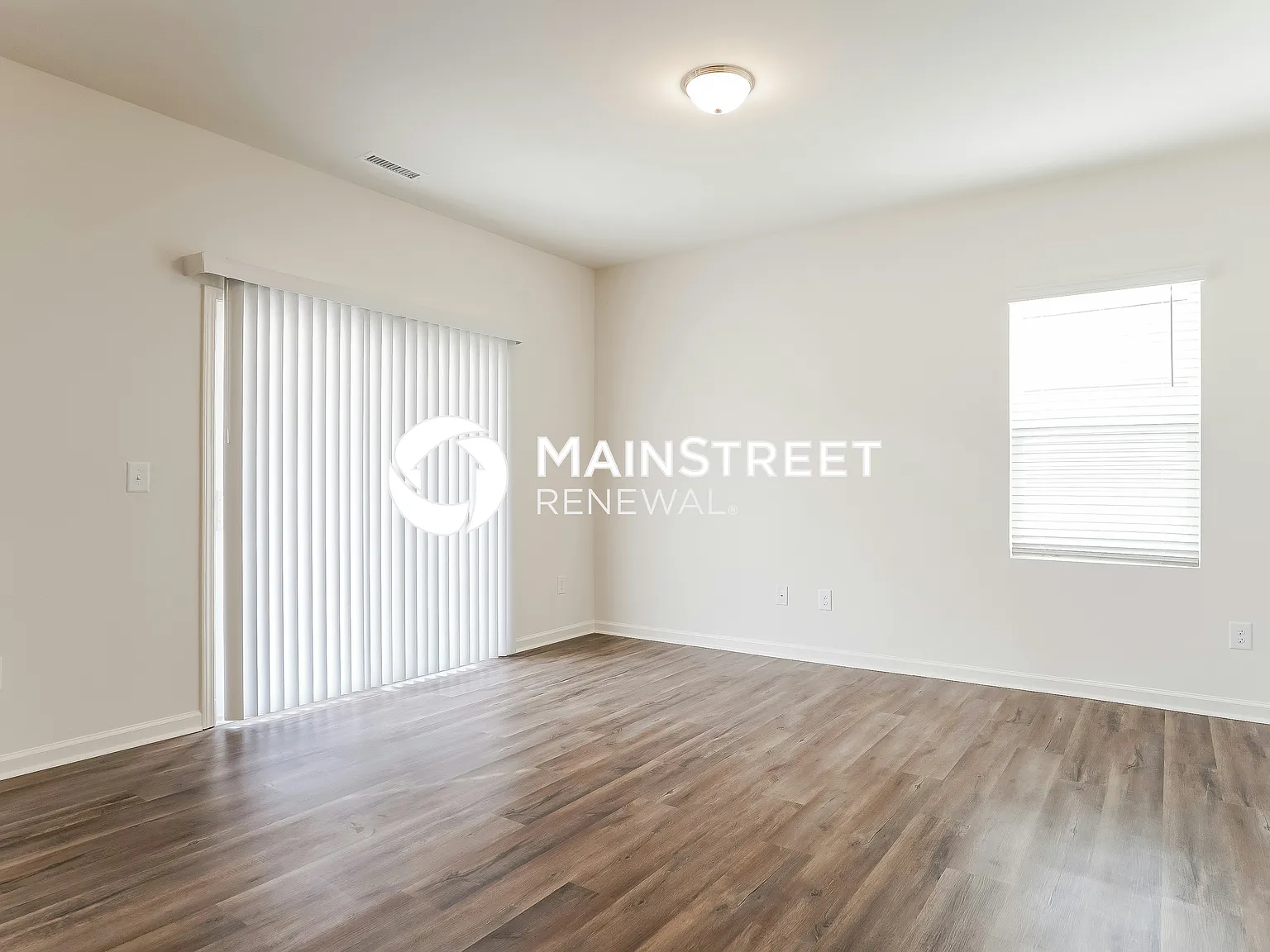 200 Quincy Meadow Ave — Photo 2