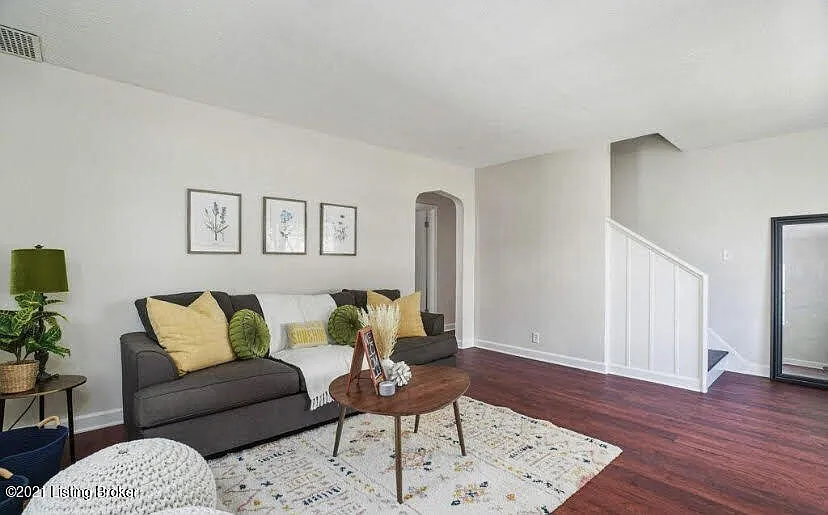 4 bed, 1148 sqft, $1,850 — Photo 4