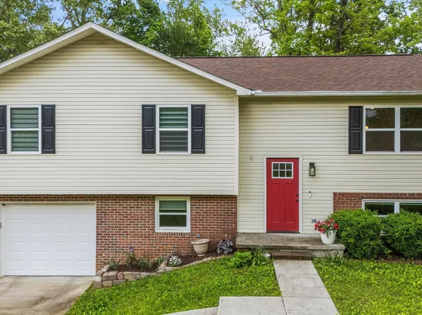 10212 Birch Hill Ln, Knoxville, TN 37932