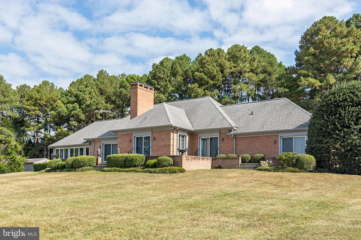 9338 Bantry Rd photo 1