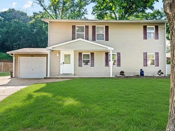 906 Forest Ave, Valley Park, MO 63088