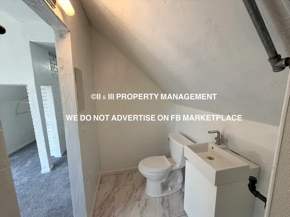 4328 Terrace St, Kansas City, MO 64111