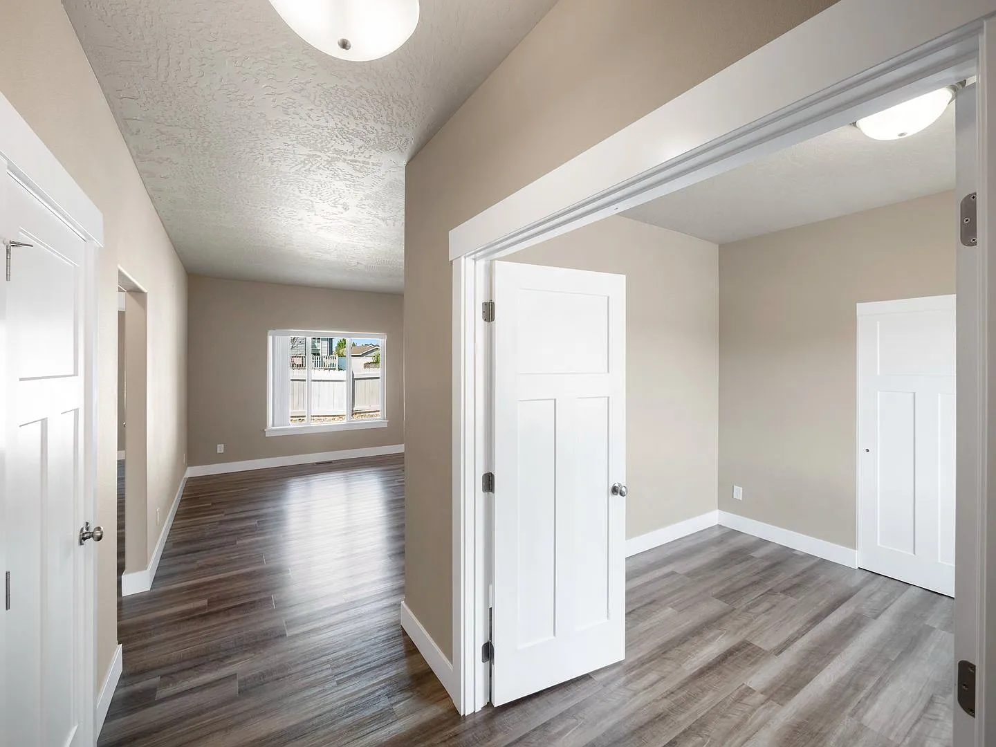1613 E. Marilyn Circle, Deer Park, WA 99006 - NuKey Realty & Property Management LLC — Photo 4