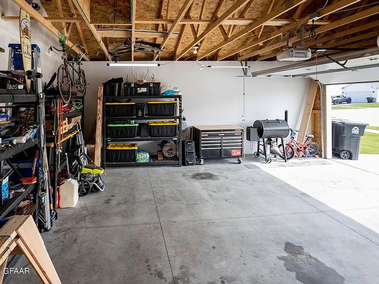 5610 Lou Ann St — Photo 41