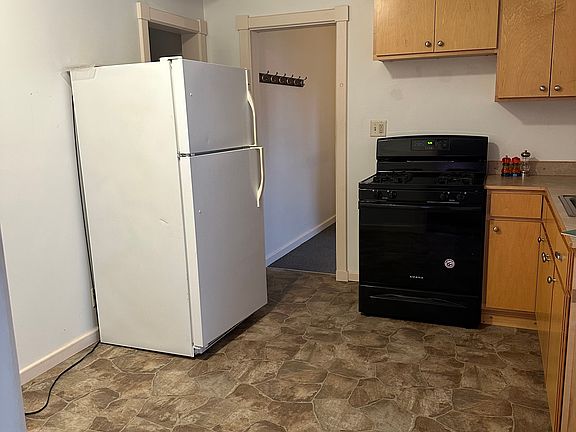 4th image of 447 W Teneyck St #3