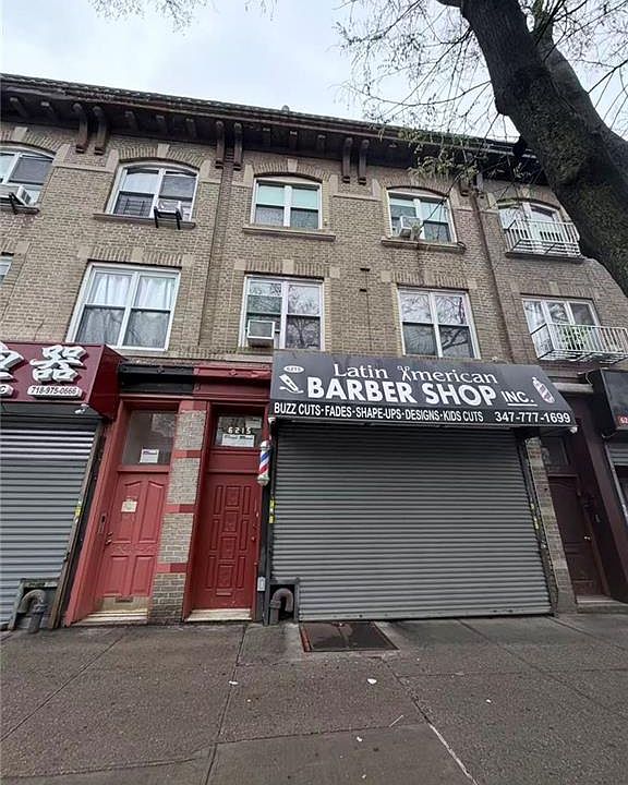 1st image of 6215 20th Ave