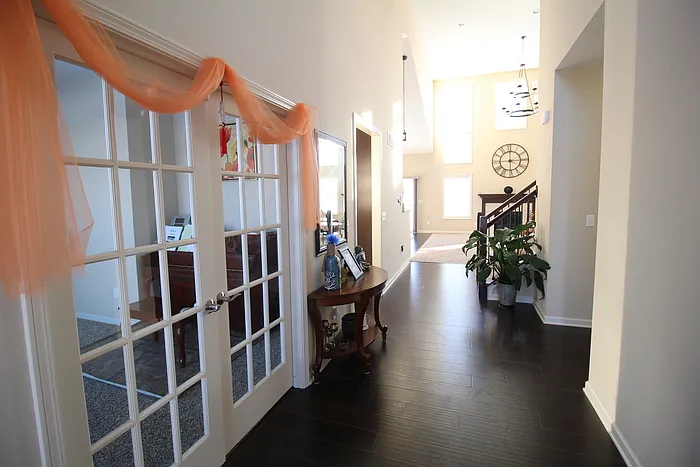 1166 Lenox Ct — Photo 3
