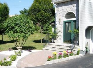 56 Whitehead Rd, Bridgewater, NJ 08807