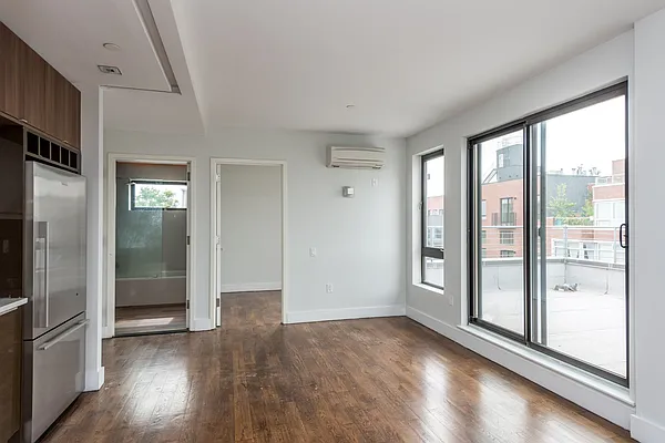 Rented by Nooklyn NYC LLC | media 40