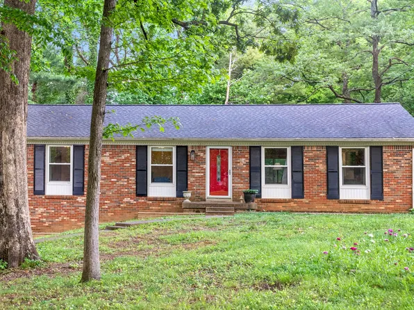 1273 Jostin Dr, Clarksville, TN 37040