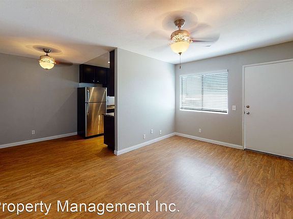 2nd image of 485 S Meadowbrook Dr Unit 9