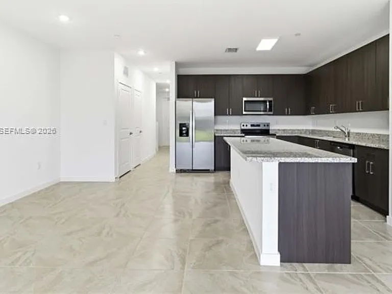 22348 SW 115th Ct #Townhouse 22348 — Photo 8