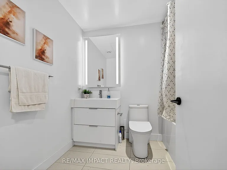 308 Jarvis St #813 — Photo 23