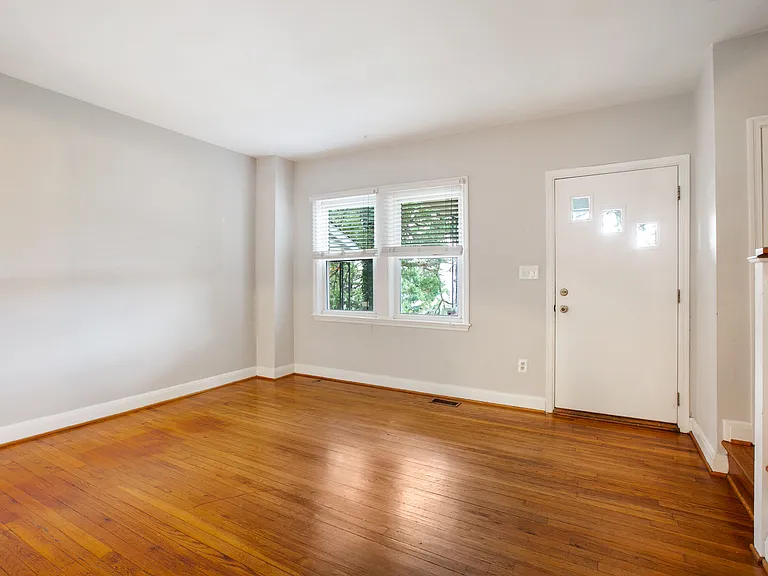 1125 Roland Heights Ave — Photo 18