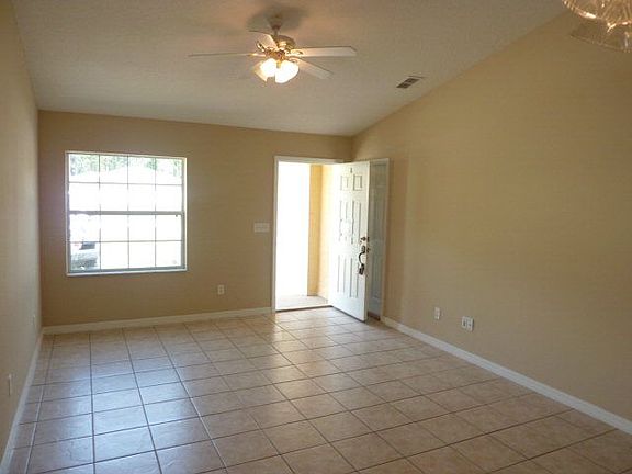 2nd image of 67A Wellwood Ln