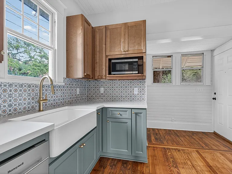 1420 N 9th Ave — Photo 12