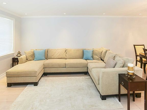 3rd image of 6345 Douglaston Pkwy #31