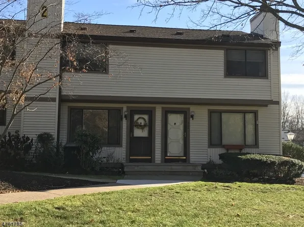 202 Stonegate Ln #202, Stanhope, NJ 07874