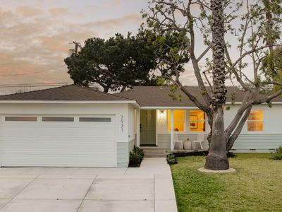 7931 Reading Ave, Los Angeles, CA, 90045